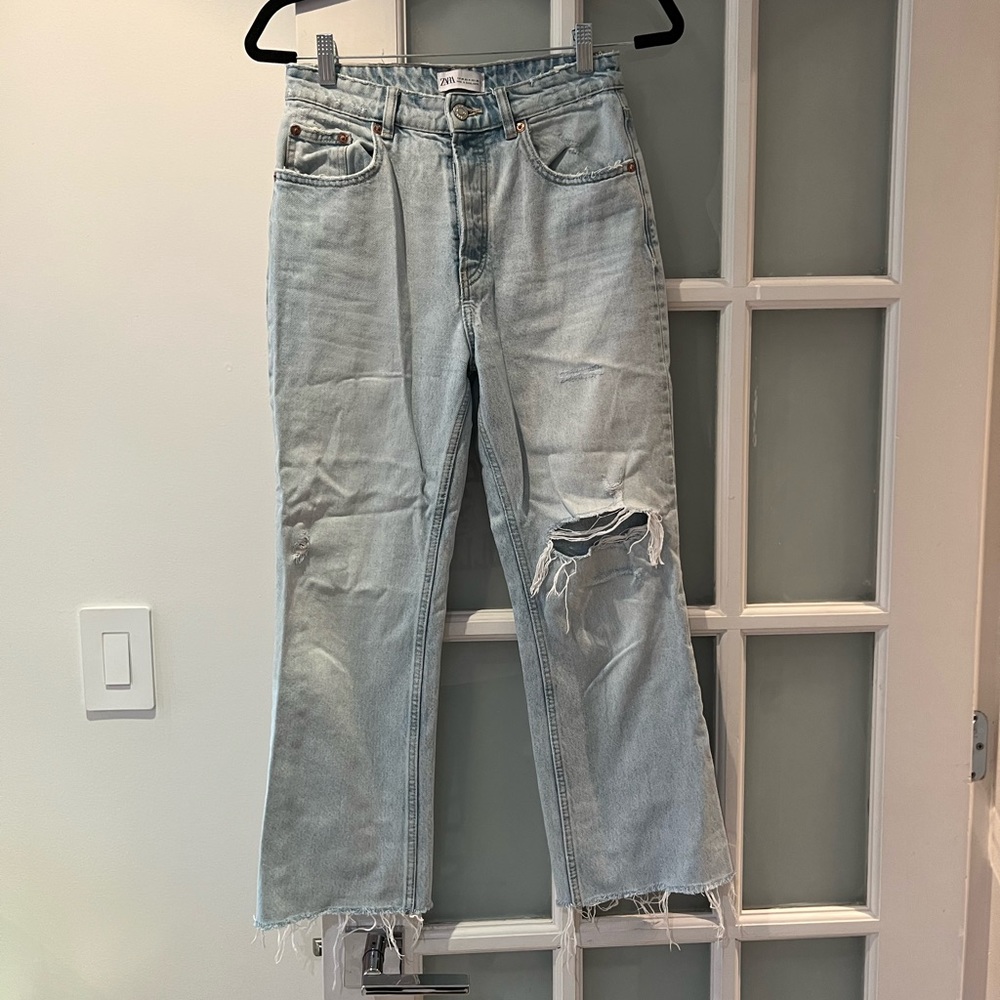 Zara Cropped Flare Ankle Jeans